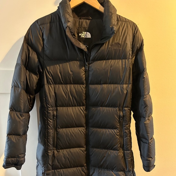 The North Face Women's Parka w/ Hood - Picture 1 of 6